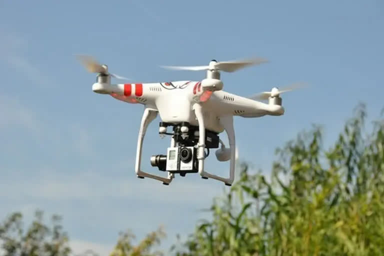 Bangladeshis held for using drone in Kolkata's Victoria Memorial area