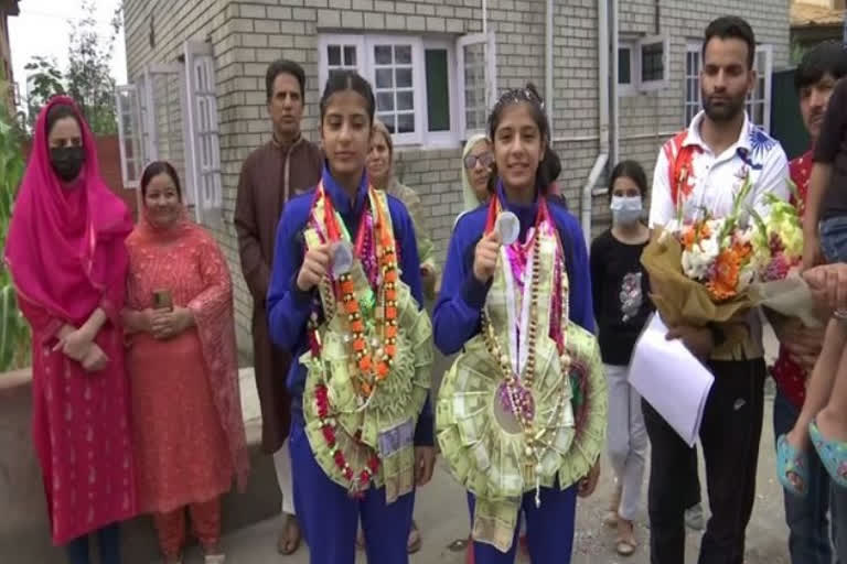Kashmir twin sisters make India proud at Wushu Championship