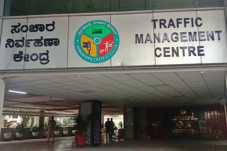 Fake number plate problems  Fake number plate problems started again in Bengaluru  Bengaluru traffic rules  Bengaluru crime news  ಬೆಂಗಳೂರಿನಲ್ಲಿ ಮತ್ತೆ ಶುರುವಾದ ನಕಲಿ ನಂಬರ್ ಪ್ಲೇಟ್ ಹಾವಳಿ  ಟ್ರಾಫಿಕ್ ನಿಯಮ ಉಲ್ಲಂಘಿಸಿ ಬೇಕಾಬಿಟ್ಟಿ ಓಡಾಡುತ್ತಿದ್ದ ಸವಾರ  ಬೆಂಗಳೂರ ನಗರದಲ್ಲಿ ಸಂಚಾರ ನಿಯಮ  ಮಾಗಡಿ ರಸ್ತೆ ಸಂಚಾರ ಪೊಲೀಸರು  ಪಶ್ಚಿಮ ವಿಭಾಗದ ಡಿಸಿಪಿ ಕುಲ್ ದೀಪ್ ಕುಮಾರ್ ಜೈನ್  ಬೆಂಗಳೂರು ಸುದ್ದಿ