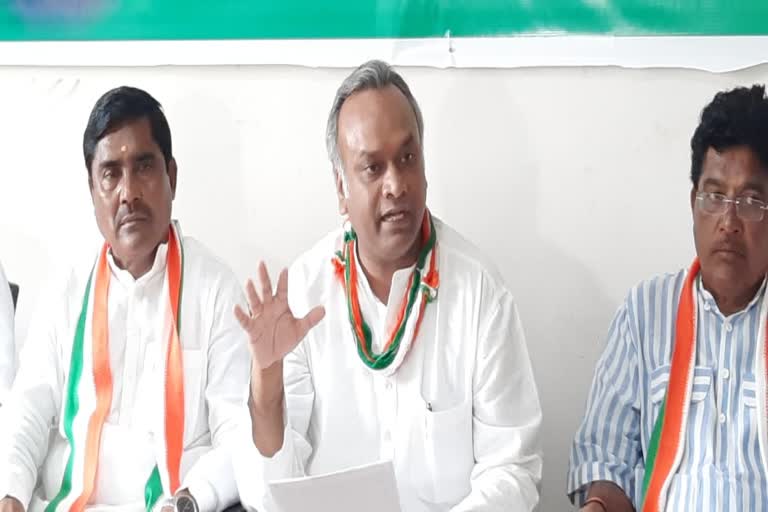 Women have to sleep with someone to get govt job in BJP-ruled Karnataka: Congress