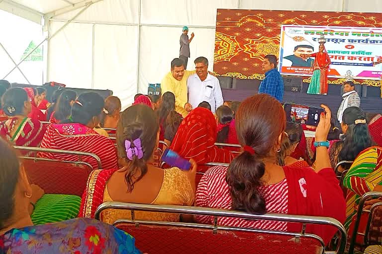 Etvwomen teachers to attend lahariya festival Bharat