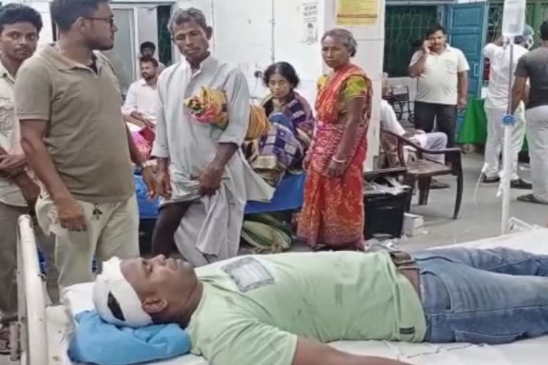 Injured Police in Mathabhanga