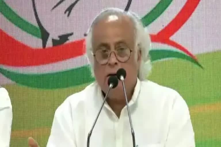 jairam ramesh  ജയറാം രമേശ്‌  പ്രധാനമന്ത്രിക്കെതിരെ ജയറാം രമേശ്  വിഭജന ഭീകര അനുസ്‌മരണ ദിനം  സവർക്കർ  സർദാർ വല്ലഭായി പട്ടേൽ  Congress against pm  Ramesh against pm modi  national news  national latest news  latest national news headliness  ദേശീയ വാര്‍ത്തകള്‍  ദേശീയ വാര്‍ത്ത  ഇന്നത്തെ വാര്‍ത്തകള്‍  പ്രധാന വാര്‍ത്തകള്‍