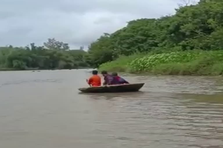 dead body of man which dragged by crocodile found today in dandeli