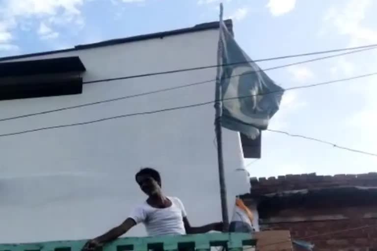 Pakistan flag   Hoisting at Juhi Lal Colony