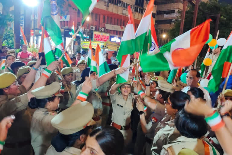 Noida Police Pink Tiranga Rally Azadi Ka Amrit Mahotsav