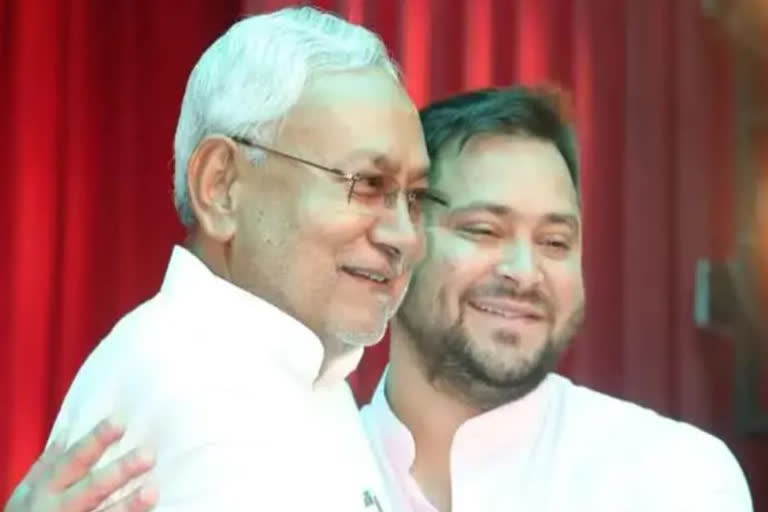 Talks between Nitish Kumar and Tejashwi Yadav regarding cabinet expansion in Bihar