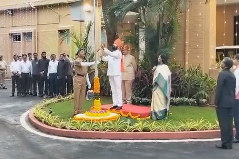 Cm Eknath Shinde hoisted flag at Varsha Residence