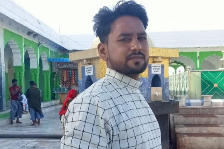 midnapore-man-detained-as-he-wishes Pakistan in Independence day