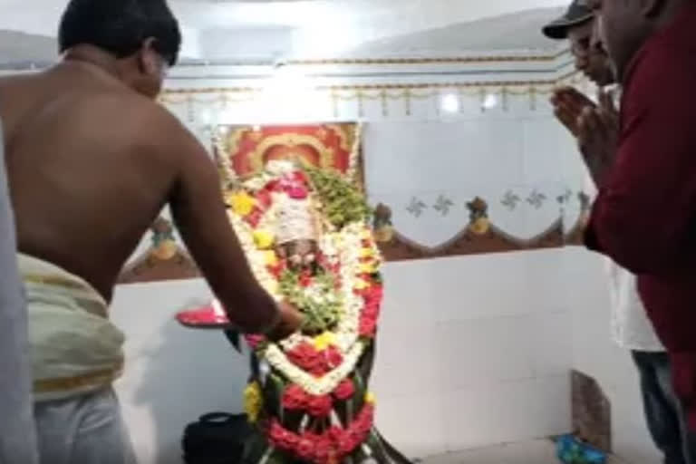 Scorpions as an offering to God in andhrapradesh