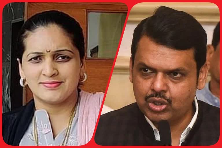 Rupali Patil    Devendra Fadnavis