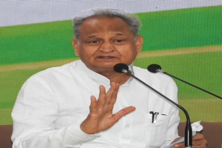 Some leaders instigating party workers says Gehlot