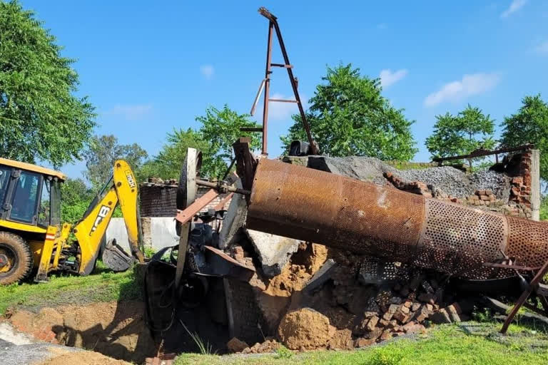 illegal stone crushers