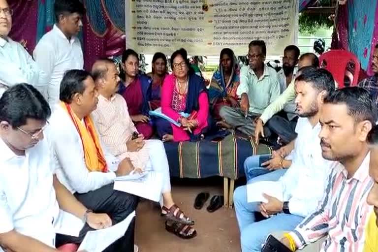 bjp warning for protest in front of health minister residence