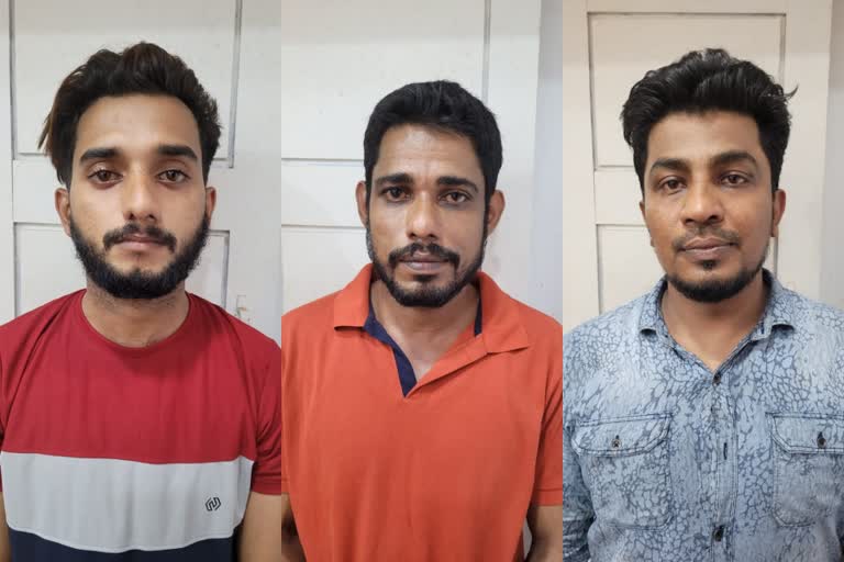 Three persons arrested with ammunition and gun magazine in Kasaragod  വെടിയുണ്ടയും തോക്കിന്‍റെ മെഗസിനുമായി മൂന്ന് പേർ പിടിയിൽ  കാസർകോട് വാർത്തകൾ  ക്രൈം വാർത്തകൾ  Kasargod news  Kasargod crime news