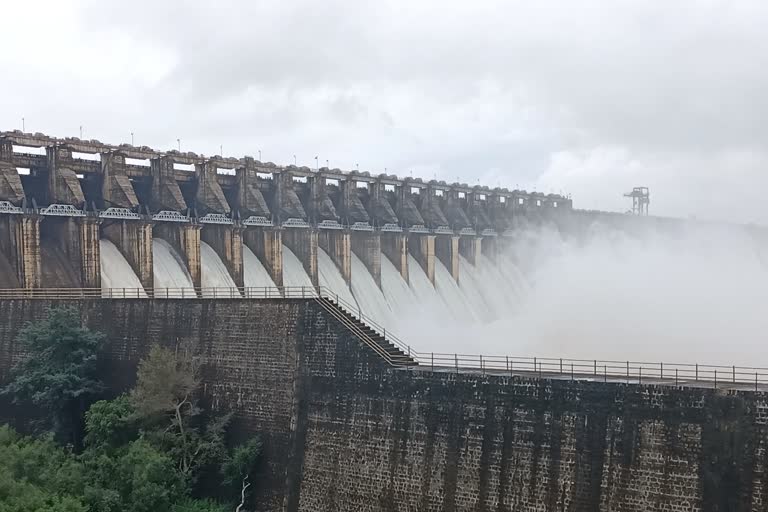 Bargi Dam Gates Opened