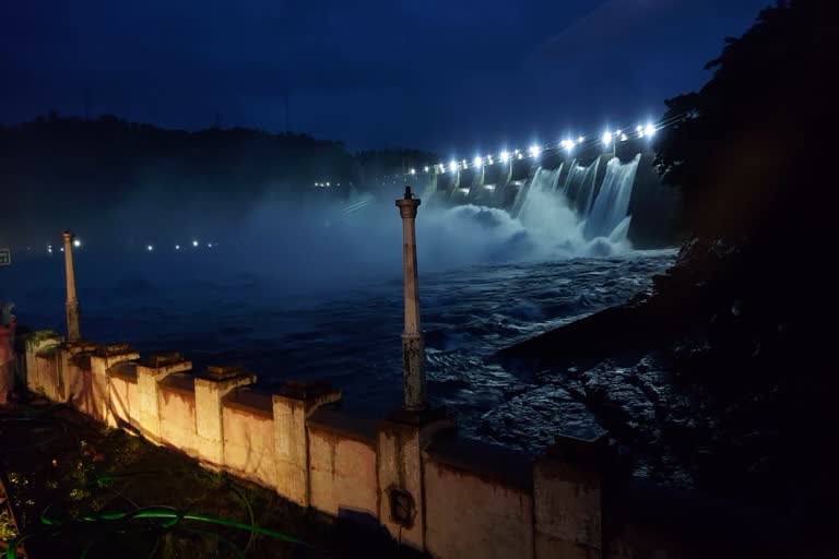 Gandhisagar Dam 8 Gates Opened