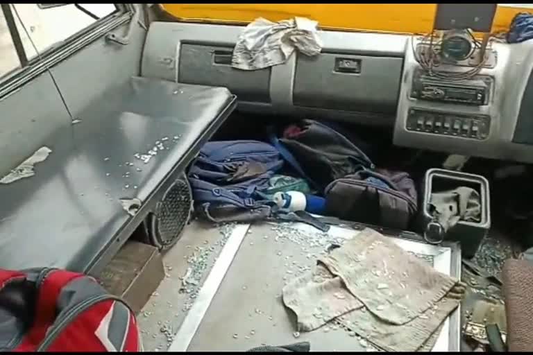 Attack on a school bus full of children in Barnala