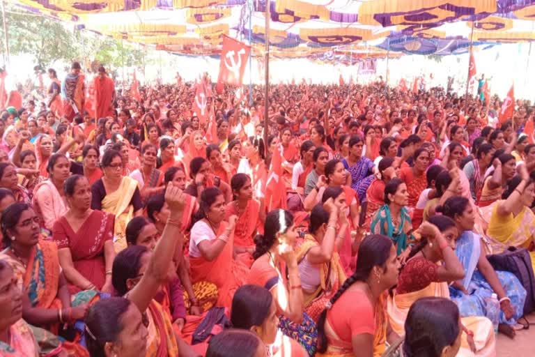 mid-day-meal-workers-protest