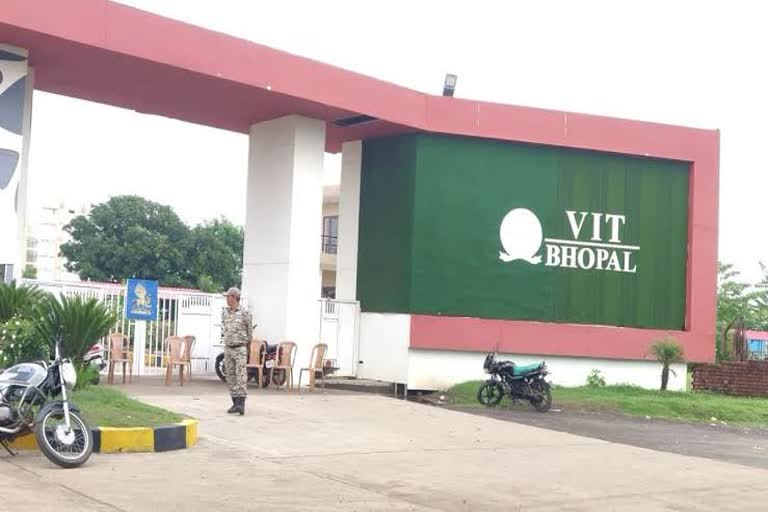 VIT Institute Student Suicide