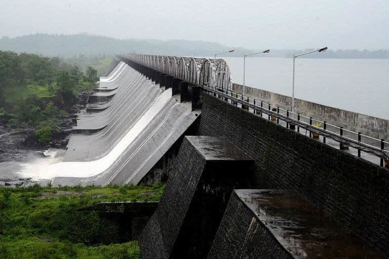 Mumbai Dam Water
