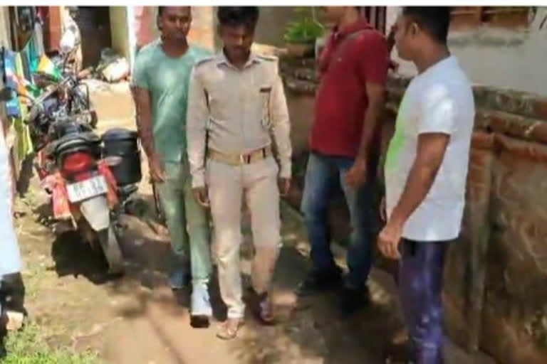 Fake police station busted in Bihar's Banka