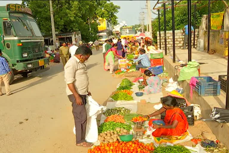 ఉమ్మడి పాలమూరు జిల్లాలో నిరుపయోగంగా ఆధునిక మార్కెట్లు