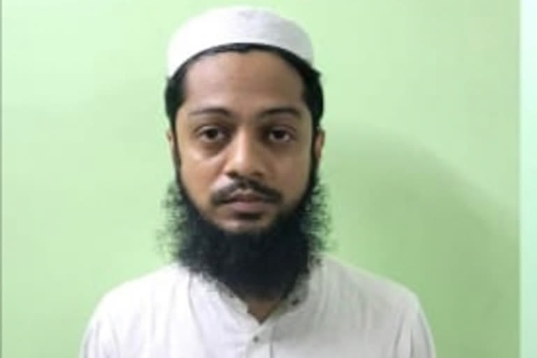 Suspected Al Qaeda Terrorists Arrest makes relatives and neighbours in Arambagh shocked