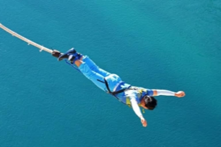 Bungy Jumping