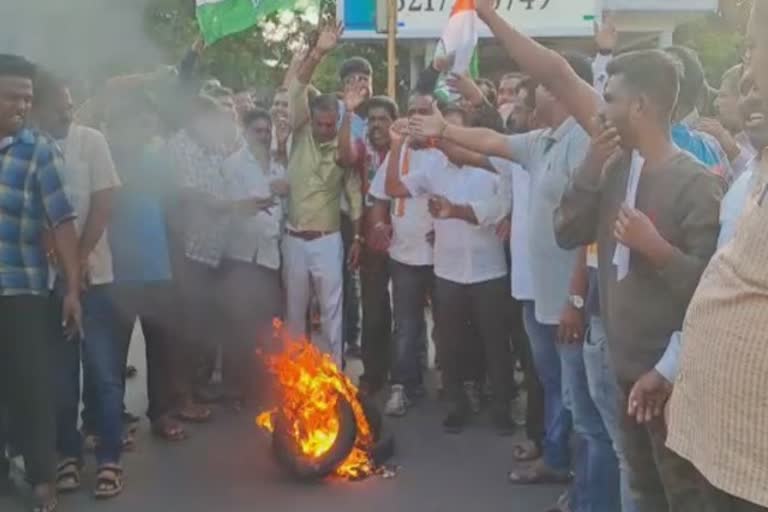 Congress activists protest in Mysore