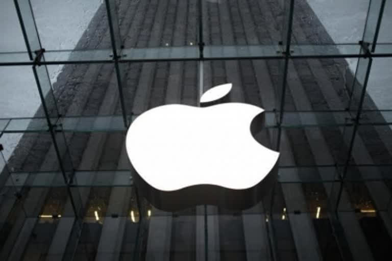 Apple warns of security flaw for iPhones  security flaw in Apple Phones  apple iphone security update  apple mac security flaw news  ಭದ್ರತಾ ದೋಷದ ಬಗ್ಗೆ ಆಪಲ್ ಎಚ್ಚರಿಕೆ  ಭದ್ರತಾ ದೋಷದ ಬಗ್ಗೆ ಕಳವಳ ವ್ಯಕ್ತಪಡಿಸಿರುವ ಆಪಲ್​ ಕಂಪನಿ  ಆಪಲ್​ ಸಾಧನಗಳನ್ನು ಅಪ್​ಡೇಟ್​ ಮಾಡುವಂತೆ ಎಚ್ಚರಿಕೆ  ಐಪ್ಯಾಡ್​ ಪ್ರೊ ಮಾದರಿ  ಅಪ್​ಡೇಟ್​ ಮಾಡಲು ಬಳಕೆದಾರರಿಗೆ ಆಪಲ್​ ಕಂಪನಿ ಎಚ್ಚರಿಕೆ  ಆಪಲ್​ ಸಾಧನಗಳಿಗೆ ಭದ್ರತಾ ದೋಷ  ಆಪಲ್​ ಐಫೋನ್​ ಮತ್ತು ಐಪ್ಯಾಡ್​ ಸೆಕ್ಯೂರಿಟಿ ಅಪ್​ಡೇಟ್​