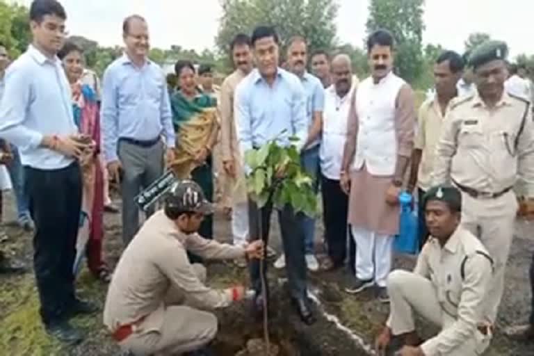 Beginning of Krishna Kunj on the occasion of Janmashtami in Janjgir Champa