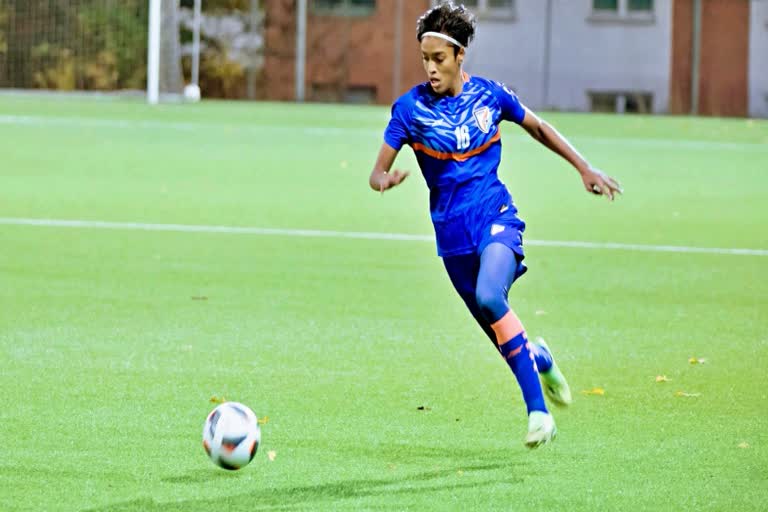 UEFA Women s Champions League  Manisha Kalyan  Indian Footballer Manisha Kalyan  Manisha play uefa womens champions league  मनीषा कल्याण  यूएफा महिला चैम्पियंस लीग  मनीषा यूएफा महिला चैम्पियंस लीग खेलने वाली पहली भारतीय  भारतीय फुटबॉलर मनीषा कल्याण