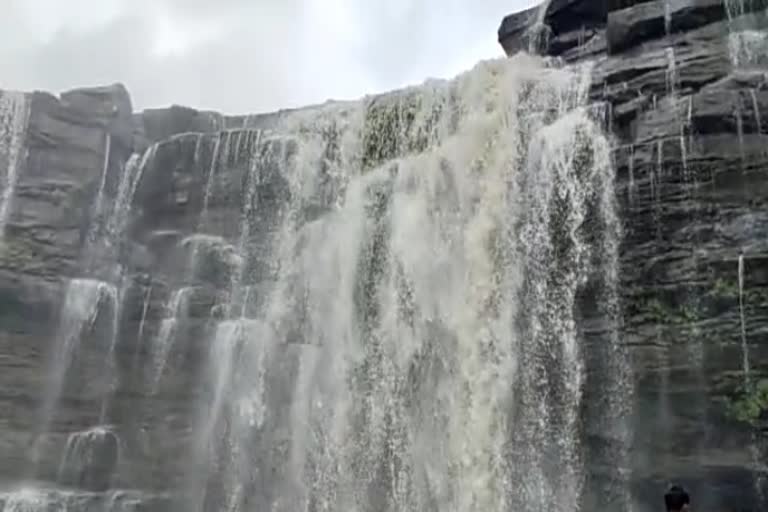 Sagar Kankaddar waterfall