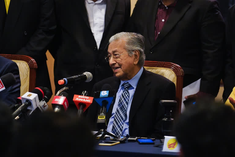 Former Malaysian PM Mahathir Mohamad says US provoking war in Taiwan