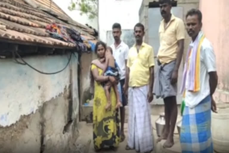 தாயை காப்பாற்ற பாம்பிடம் கடிவாங்கிய சிறுவன் உயிரிழப்பு