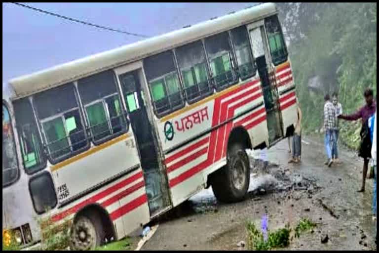 Bus hanging roadside in Chamba