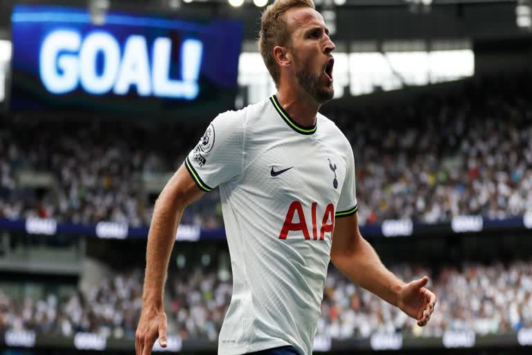 Kane's landmark goal fires Spurs to victory over Wolves