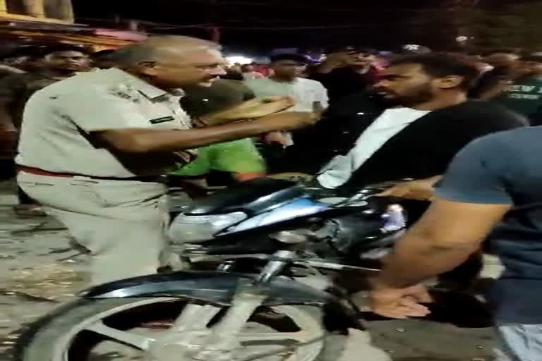 Korba SI Madhav Prasad Tiwari viral video