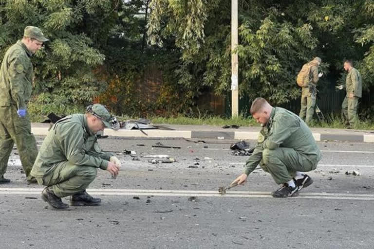 Car blast kills daughter of Russian known as 'Putin's brain'