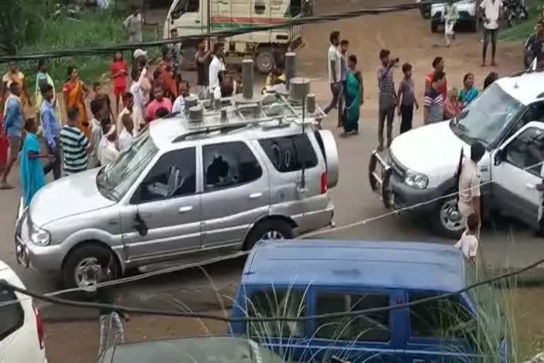 STONE PELTING ON CM NITISH CARCADE IN PATNA