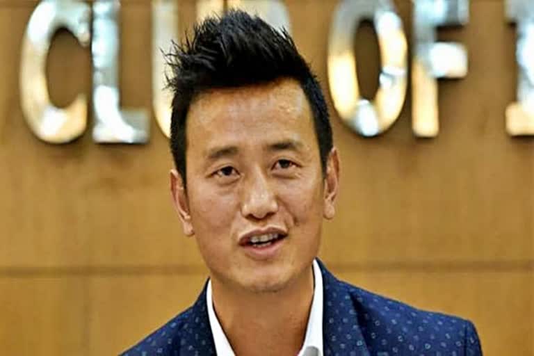 AIFF constitution  Bhaichung Bhutia wants voting rights for players  Bhaichung Bhutia  Supreme Court  महान फुटबॉलर बाईचुंग भूटिया  प्रशासकों की समिति  उच्चतम न्यायालय