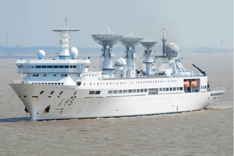 Etv Bharat controversial Chinese satellite tracking ship  ചൈനയുടെ വിവാദ ഗവേഷണ കപ്പല്‍  ഉപഗ്രഹങ്ങളേയും ബാലിസ്റ്റിക് മിസൈലുകളേയും നിരീക്ഷിക്കാന്‍  യുആന്‍ വാങ് 5 ഹമ്പന്‍ ടോട്ടയില്‍  international news  വിദേശ വാര്‍ത്തകള്‍