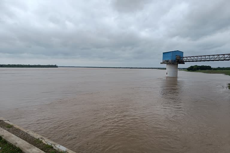 heavy rain in Dholpur