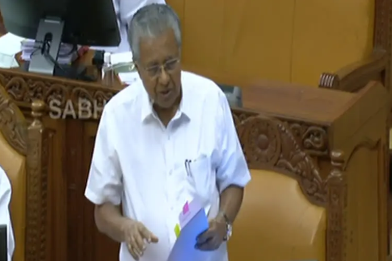 Will not impose gender neutrality uniforms  Pinarayi Vijayan on gender neutrality uniforms  സ്‌കൂളുകളില്‍ ജെന്‍ഡര്‍ ന്യൂട്രാലിറ്റി യൂണിഫോം  ജെന്‍ഡര്‍ ന്യൂട്രാലിറ്റി യൂണിഫോം  മുഖ്യമന്ത്രി നിയമസഭയില്‍  ലിംഗനീതി  ട്രാൻസ്ജെൻഡർ നയം  നിയമസഭ  കേരള നിയമസഭ  നിയമസഭ വാര്‍ത്തകള്‍  Pinarayi Vijayan