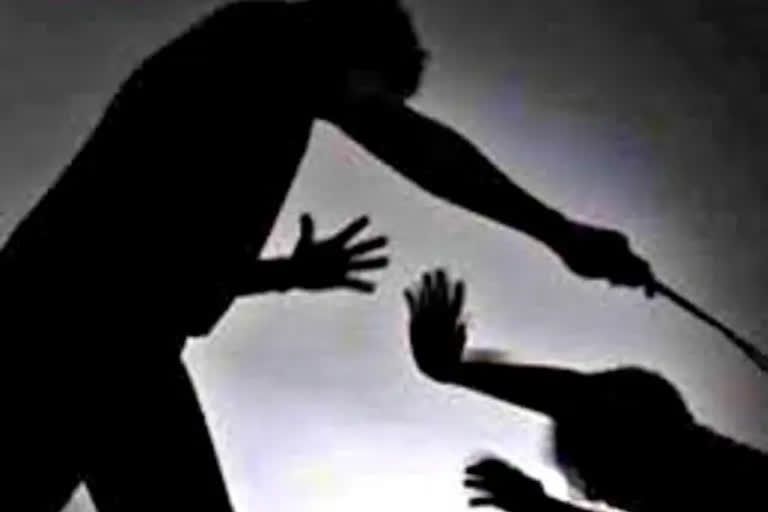 Manager of Agra school beats up student mercilessly f