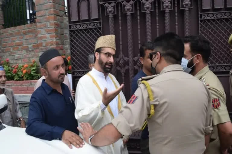 Mirwaiz Umar Farooq stopped from leaving house delivering Friday sermon in Jamia Masjid