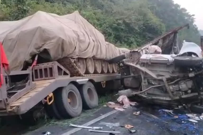 Road accident in Chutupalu valley tanks rolled from army vehicles in Ramgarh