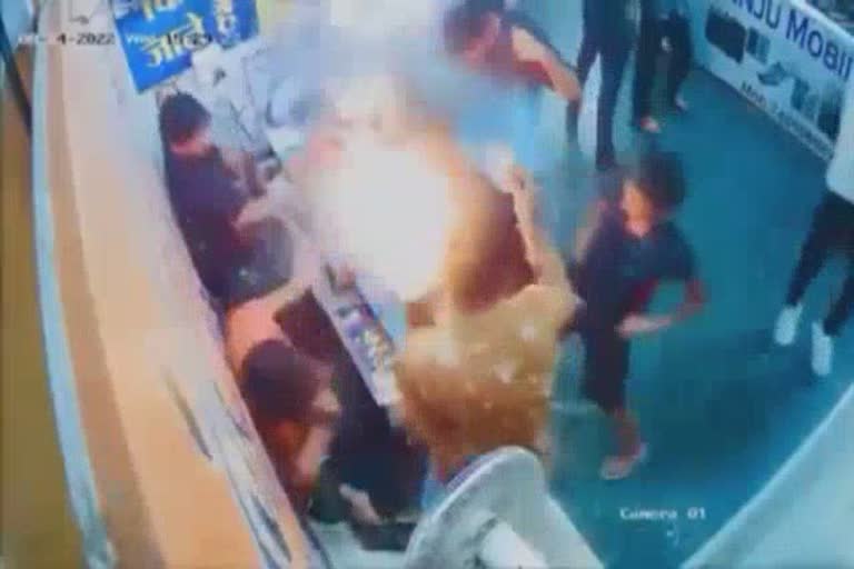 Mobile Blast in jabalpur mobile shop