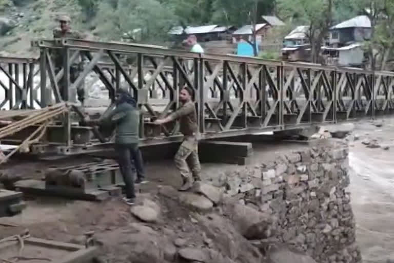 Indian Army begins construction of Bailey Bridge to restore traffic on Bhopal-Nagpur highway